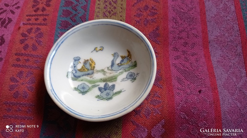 Régi kis keleti stílusú porcelán tálka, kínai tányér, apró tálka