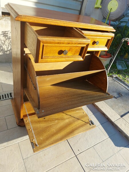 Oak shoe cabinet with 2 drawers and 2 compartments for sale. Furniture is in good condition, no scratches. Dimensions: 75 cm