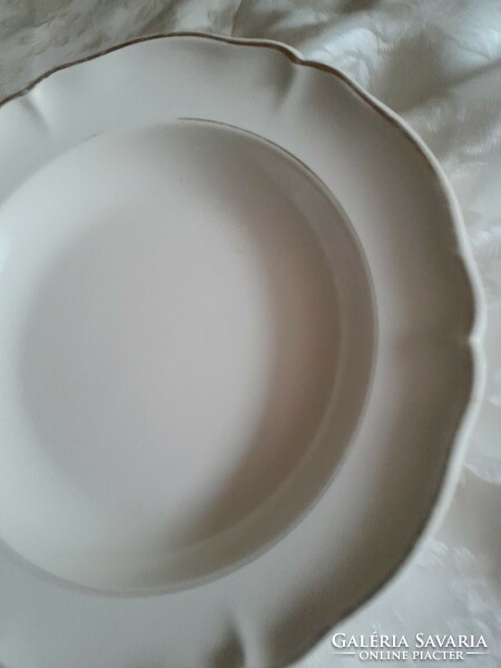 Villeroy & Bochn which plate