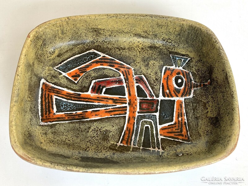 Paul Francis in ceramic bowl