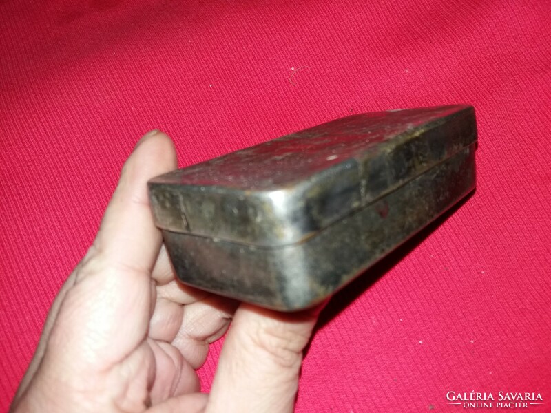 Antique metal box for storing gadgets, found condition 10 x 5 x 5 cm as shown in pictures