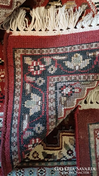 Serapi pattern burgundy-red carpet set