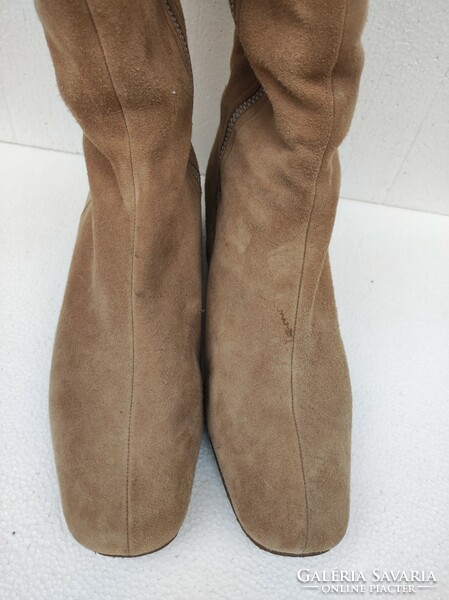 Bally suede winter fur-lined boots size: 40 (7 1/2)