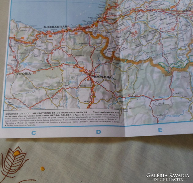 Retro térkép 10.: Franciaország autós és turistatérképe (1980-as, 1990-es évek, térkép)