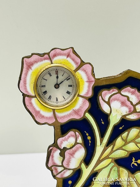 Art Nouveau display clock