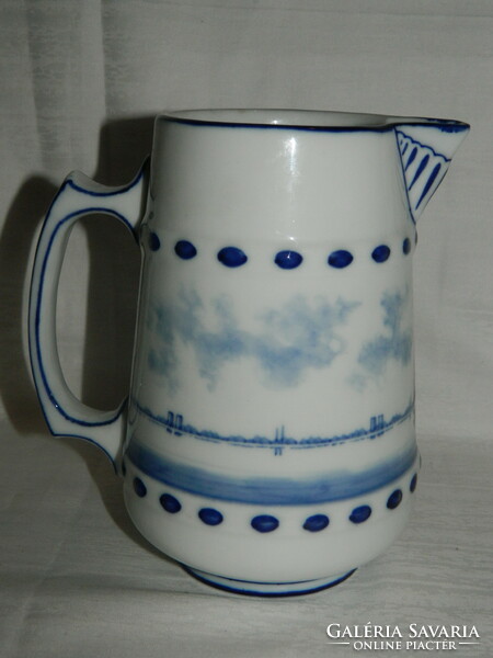 Marked porcelain spout