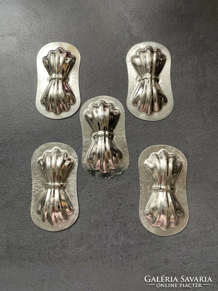 5 metal cake molds, chocolate moulds, - bows