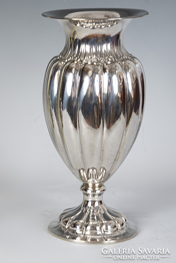Ezüst art deco stílusú váza