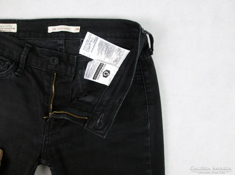 EREDETI LEVIS 710 SUPER SKINNY (W28 / L28) NŐI SZTRECCSES FARMERNADRÁG