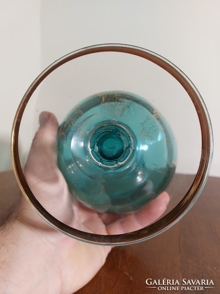 2db Salgótarjáni öblösüveggyárban készült szakított aljú karaffa/kancsó (14)