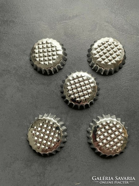 5 metal cake baking molds, chocolate moulds, - small basket, basket