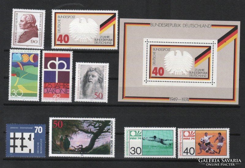 Postatiszta Bundes 1751    1974 komplett év      40,20 Euró