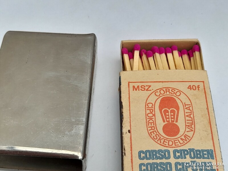 Retro metal match holder with retro matches