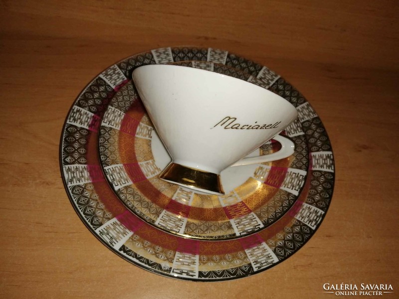 Aranyozott Bavaria porcelán reggeliző szett - kistányér, csésze aljjal (1/K)