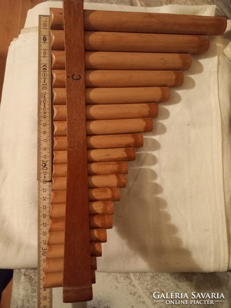 Professional, orchestral panpipes (18 pipes)