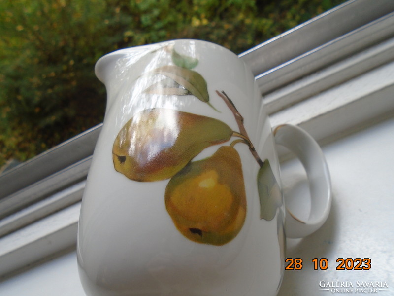 Royal worcester evesham cream spout with painting-like fruit patterns made of special porcelain