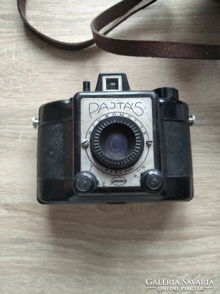 Retro camera for sale