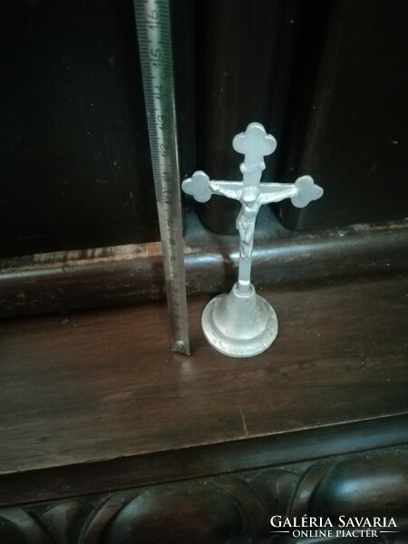 Antique crucifix in the condition shown in the pictures 44.