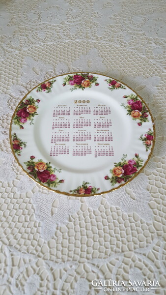 Royal albert old country roses 2000 commemorative plate