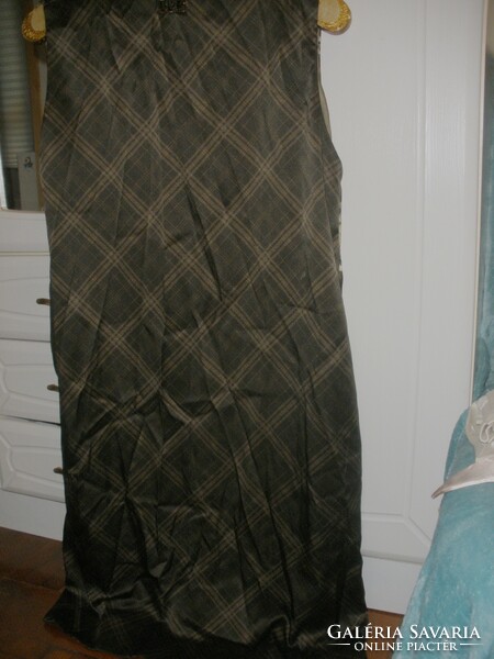 100% Silk dress vdp, size l