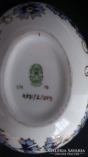 Zsolnay 4881/2/059 pajzspecsétes búzavirágos tojásbonbonier fedővel, sértetlen, 15,5 x 11 X 12 cm