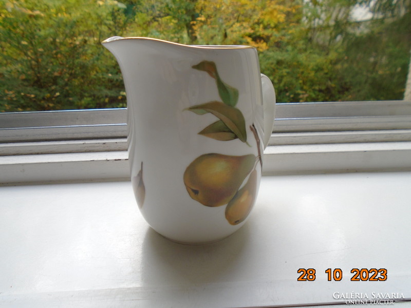 Royal worcester evesham cream spout with painting-like fruit patterns made of special porcelain