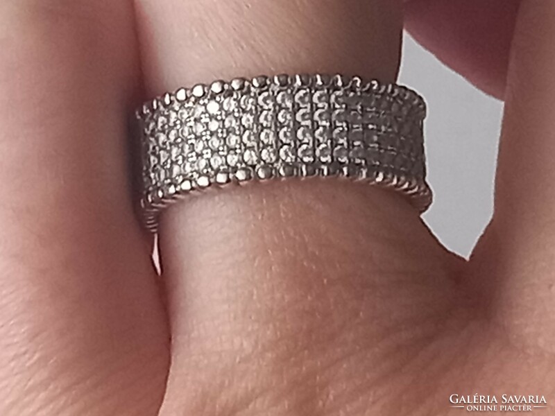 Új női körbe köves ezüst gyűrű