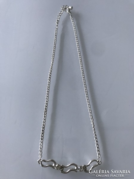 Silver-plated necklace decorated with crystals, 44 cm long