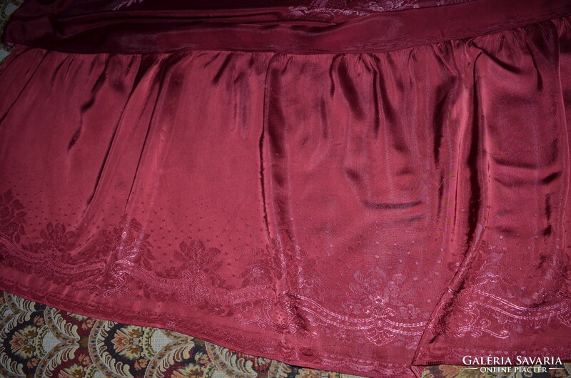 Heavy silk brocade bedspread 02