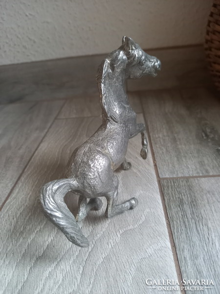 Szép régi ezüstözött ló szobor II. (15x12,8x4 cm)