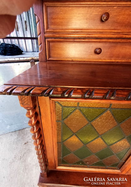 Walk-in colonial sideboard/commode (with coat of arms)