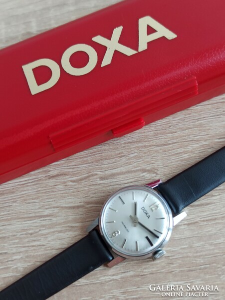 Doxa mechanical women's wristwatch