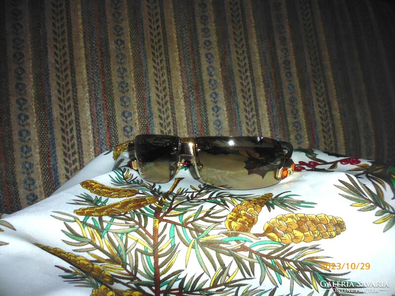Vintage Versace  napszemüveg ..gyönyörű!!!!