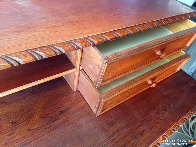 Walk-in colonial sideboard/commode (with coat of arms)