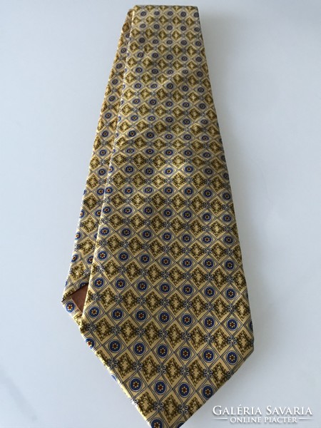 Nina ricci tie with a fine pattern, hand-sewn from 100% silk