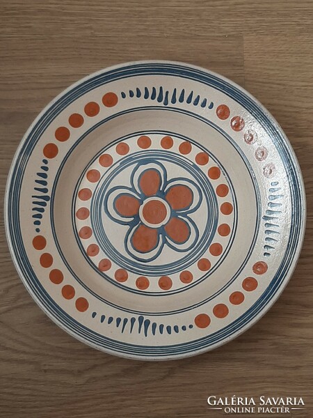 Hand painted glazed ceramic plate from 1987
