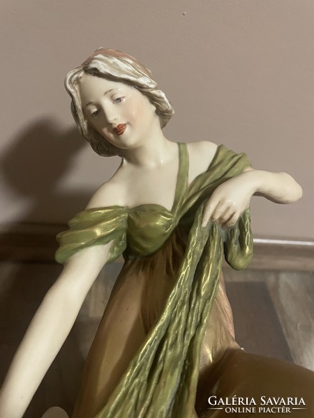 Royal Dux porcelán asztalközép hatalmas 41cm hölgy kagylókkal 1091 c1920