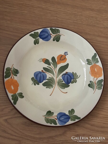Kézzel festett mázas kerámia tányér jelzett  , 25,5 cm