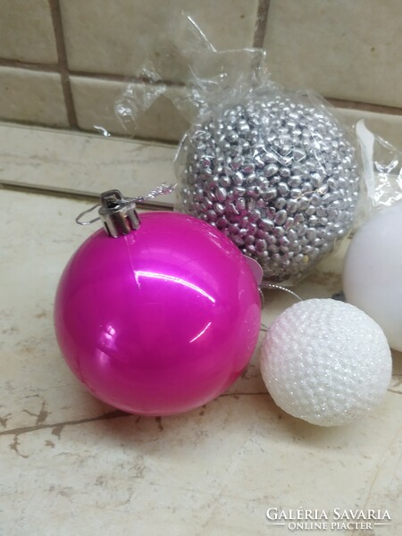 Retro Christmas tree decoration for sale! Christmas tree decoration, plastic ball for sale!