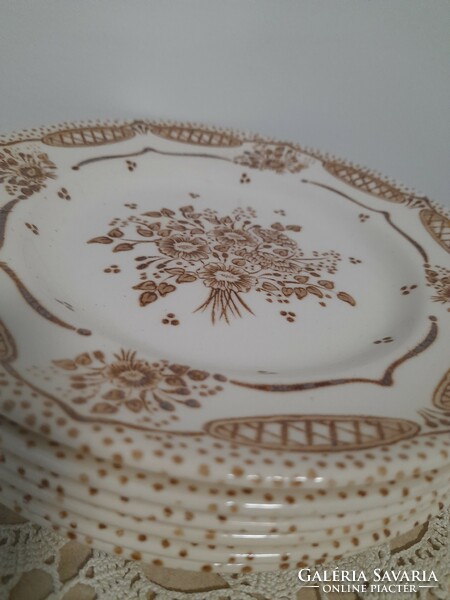 6 English ironstone cake plates