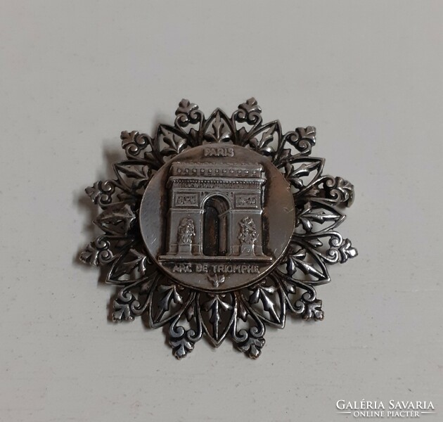 Arc de triomphe old retro opulent silver-plated fancy openwork brooch pin from Paris