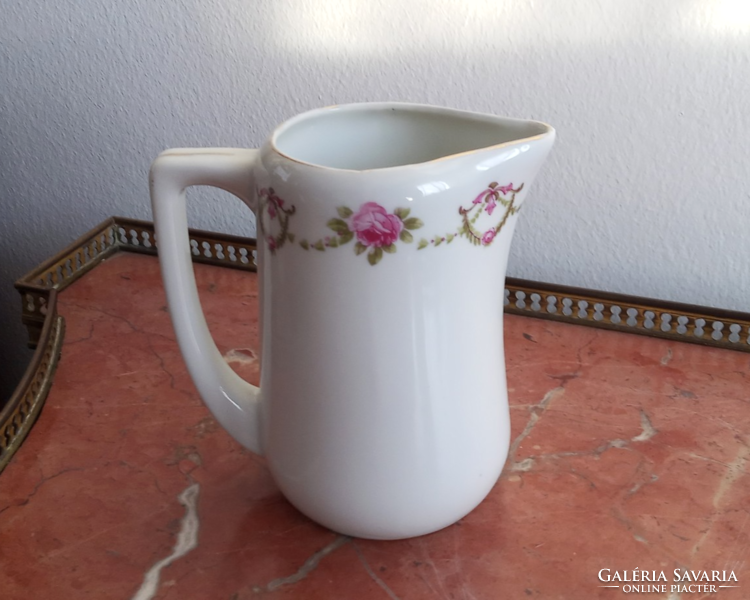 Victoria austria garland rose spout / small jug