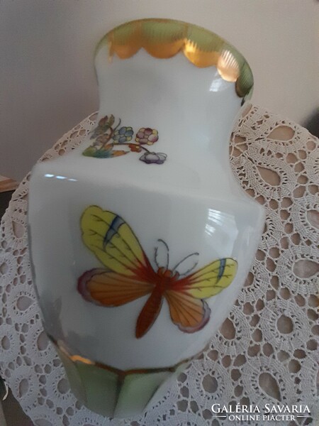 Herend Victorian pattern vase