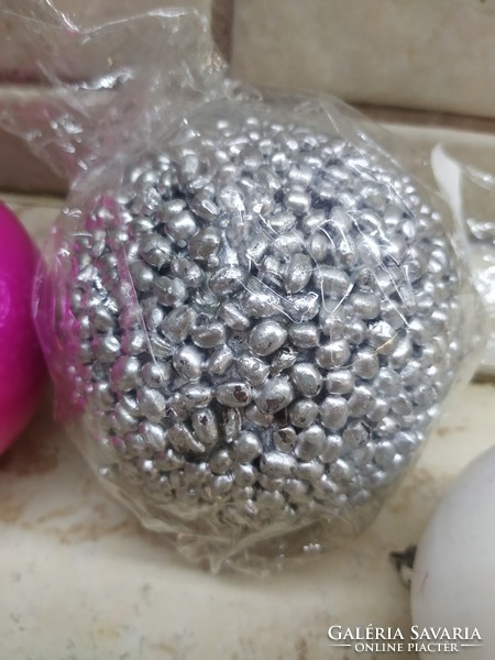 Retro Christmas tree decoration for sale! Christmas tree decoration, plastic ball for sale!