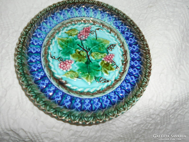 Art Nouveau majolica plate-flower pattern--willeroy & boch