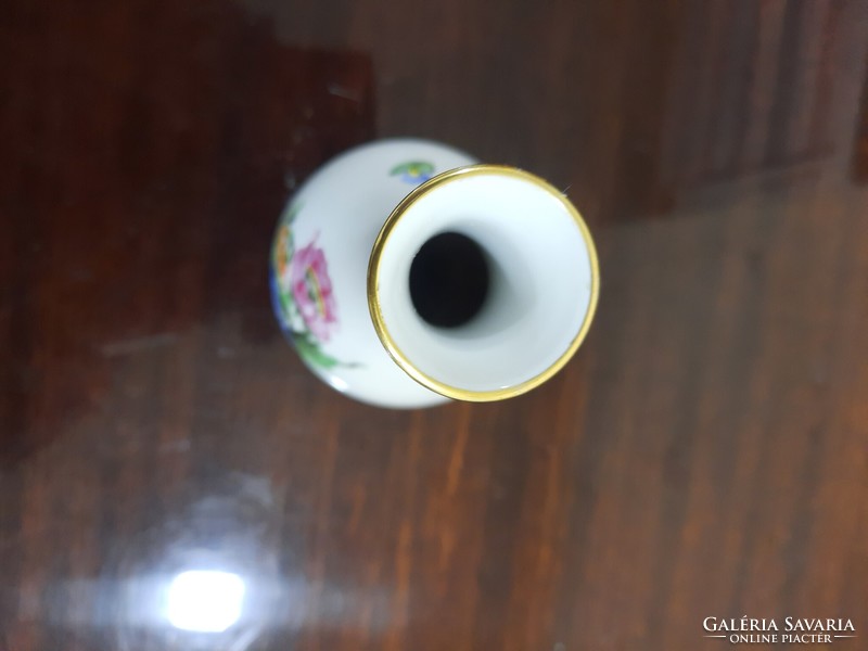 Herendi virágmintás porcelán váza 15,5 cm