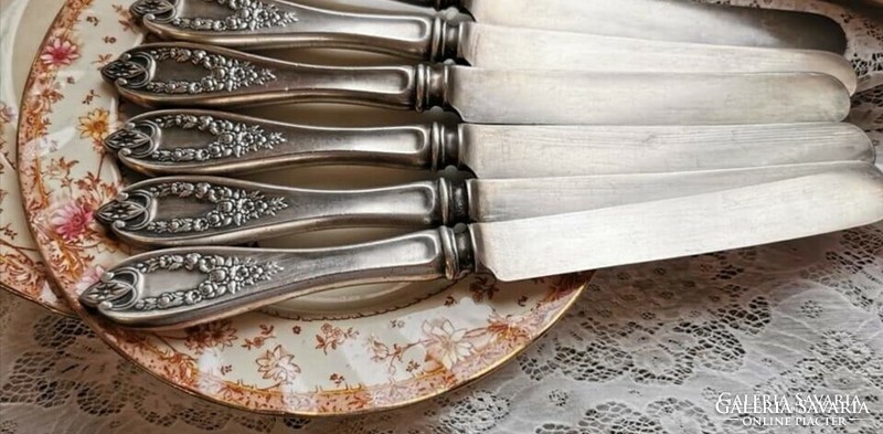 Beautiful silver-plated knives 6pcs