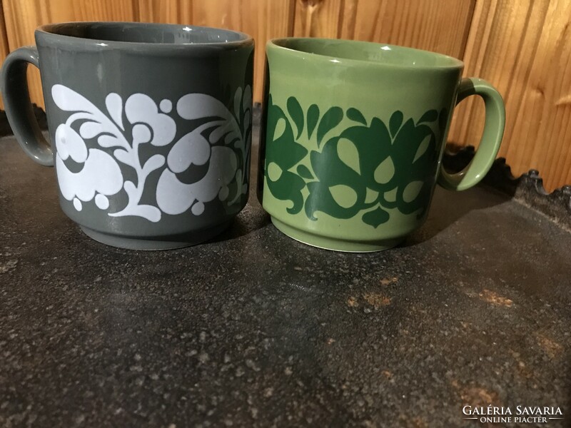 2 db angol népi motívumos porcelán csésze zöld + szürke retro stílusú