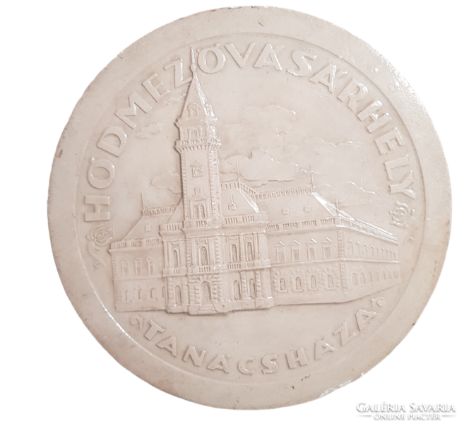 A large plaster sample of the Hódmezővásárhely council house commemorative medal is rare!