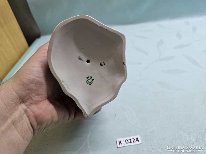 X0224 Ukrán porcelán nő 25 cm